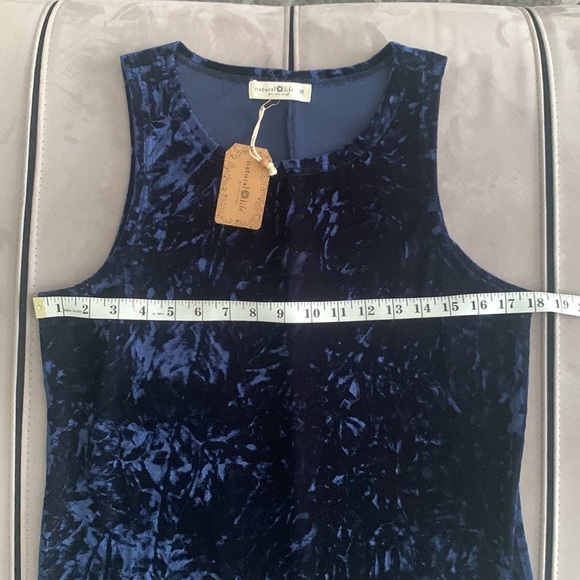 NWT Navy Velvet Maxi Dress size M - Picture 14 of 17